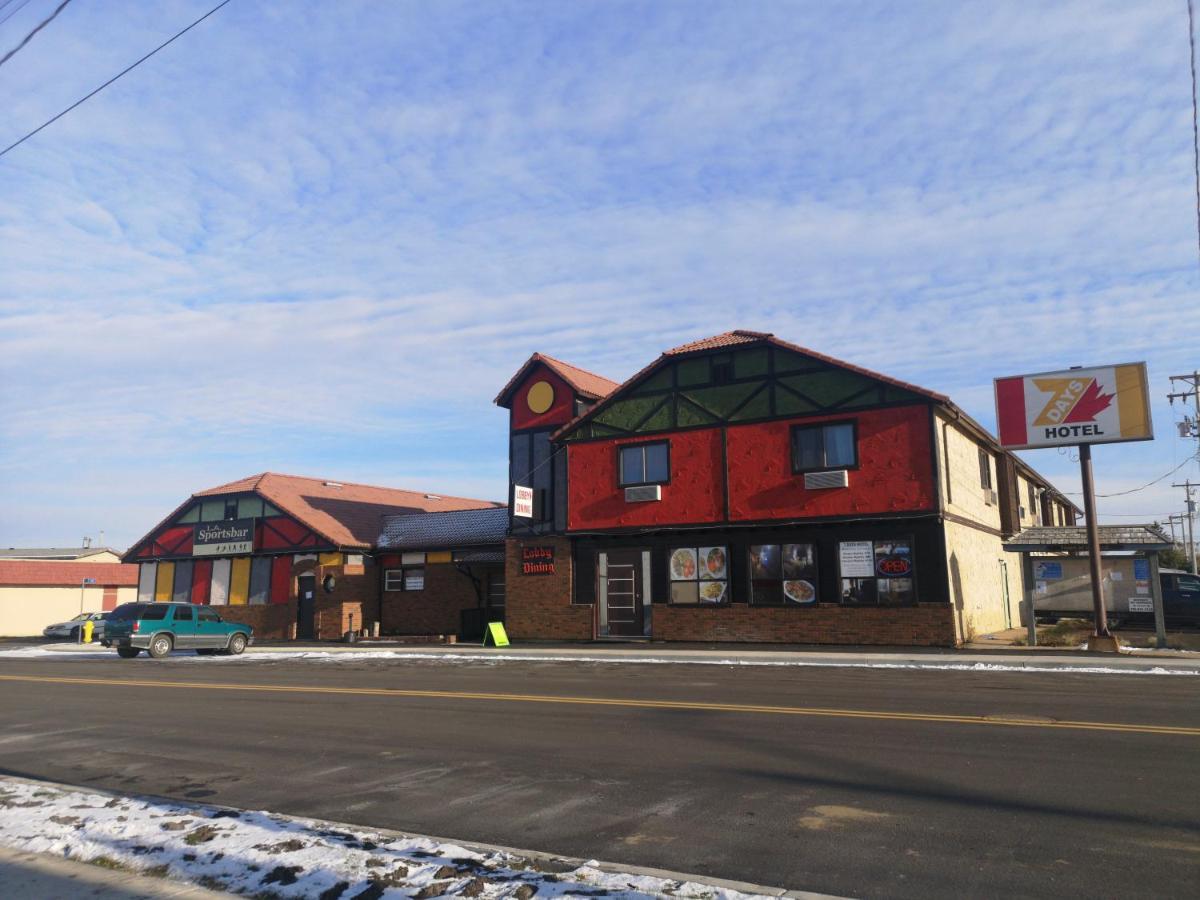 7 Day'S Hotel Lamont Экстерьер фото